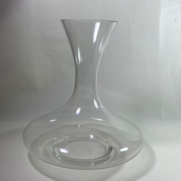 Epic Wine Spirits Party Supplies Classique Wine Decanter 54 Fl Oz Clear Glass - Picture 1 of 16